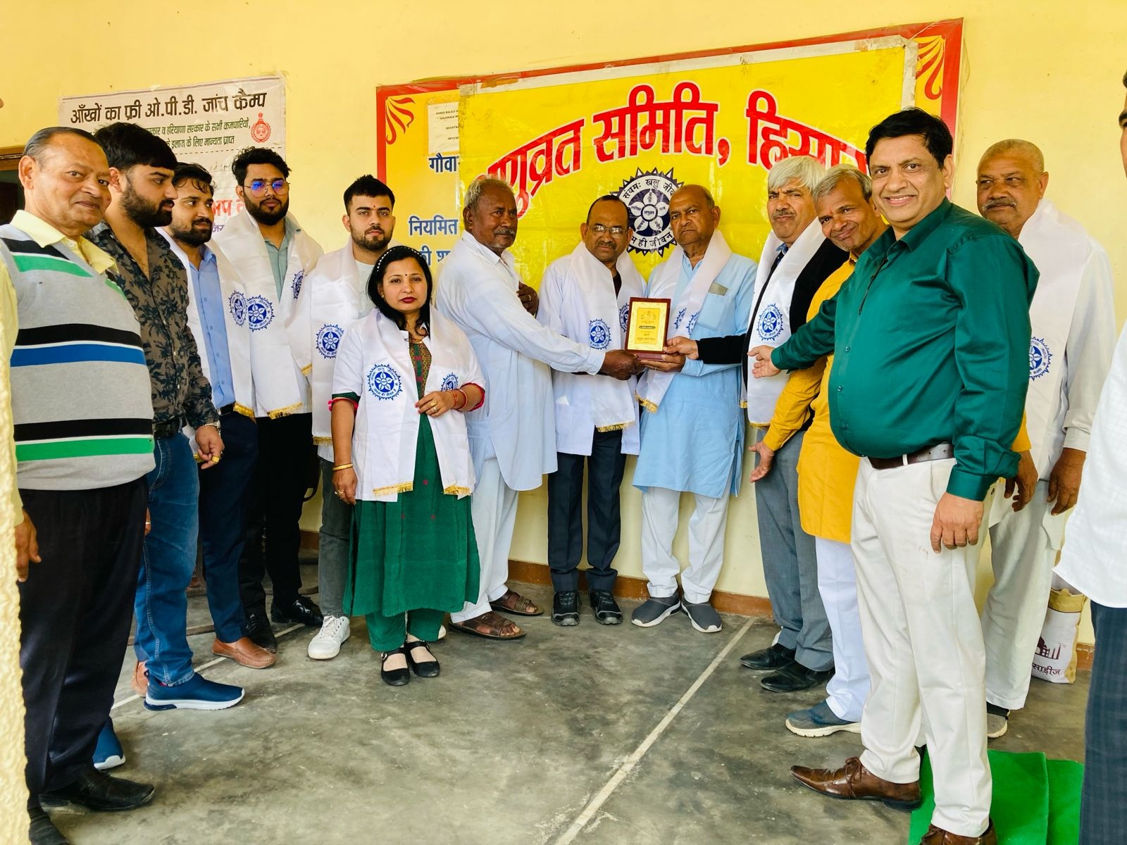 Photo Anuwarat Samiti 1