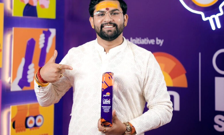 Photo Astrologer Praduman Suri