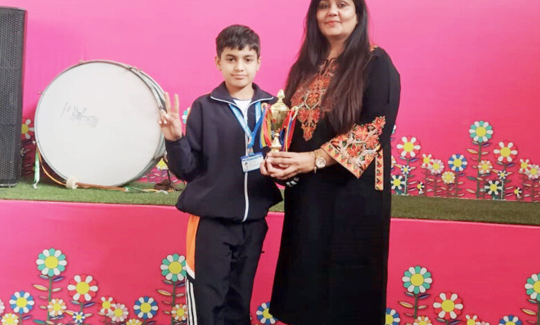 स्मॉल वंडर स्कूल, चेस विजेता विहान, स्कूल चेस टूर्नामेंट, बच्चे चेस ट्रेनिंग, दिल्ली चेस प्रतियोगिता