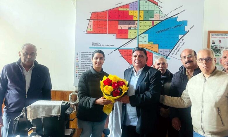 डॉ. ओ.पी. बिश्नोई, हकृवि फार्म निदेशक, गेहूं वैज्ञानिक, किसान कल्याण, Haryana Agriculture, कृषि नेतृत्व, HAU Hisar